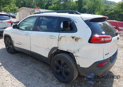 2015 Jeep Cherokee Latitude Altitude z USA, uszkodzony, nr VIN 1C4PJMCS2FW775129